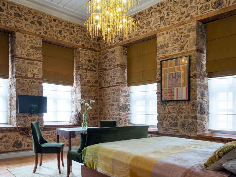 Delight Deluxe Hotel