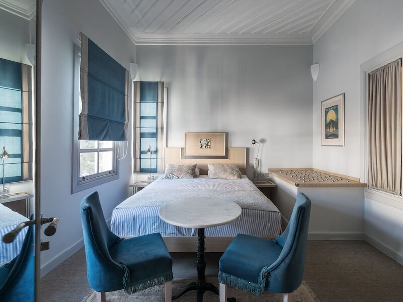 Delight Deluxe Hotel