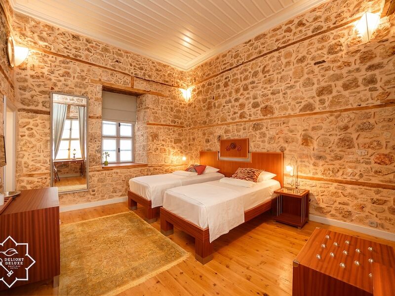 Delight Deluxe Hotel