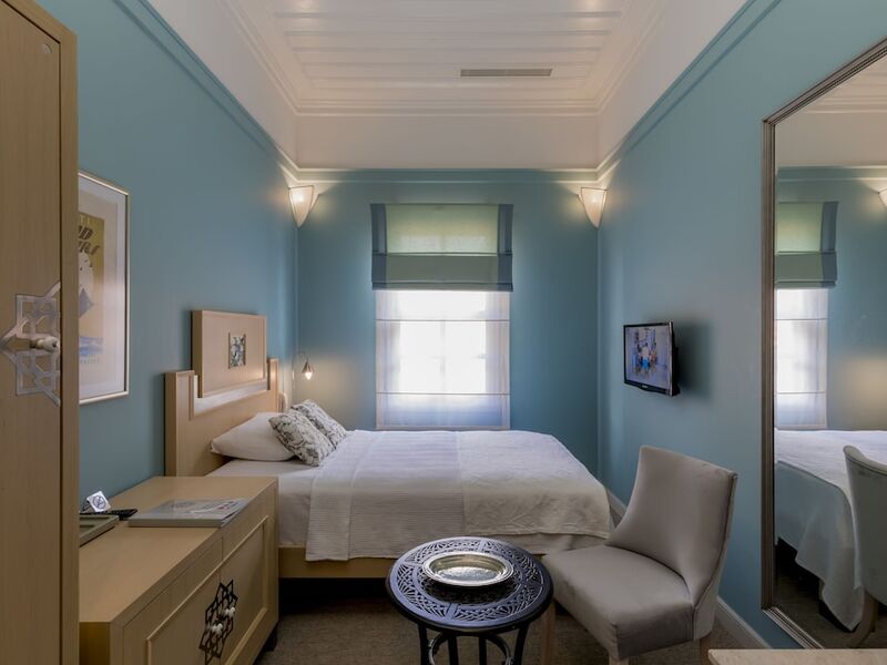 Delight Deluxe Hotel