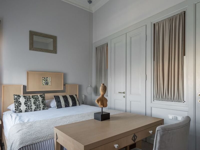 Delight Deluxe Hotel