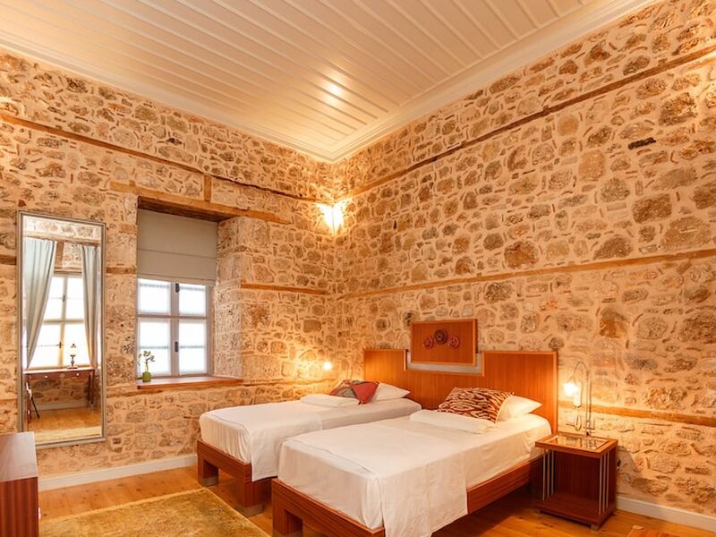 Delight Deluxe Hotel