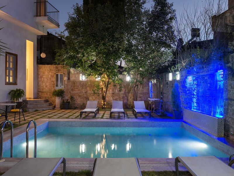 Delight Deluxe Hotel