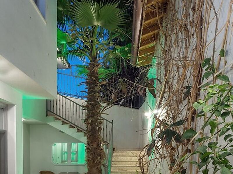 Delight Deluxe Hotel
