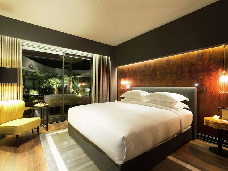 DoubleTree by Hilton Hotel Izmir Airport