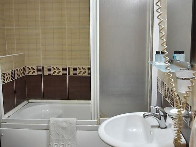 Gold City Hotel