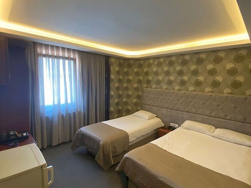 Gold City Hotel
