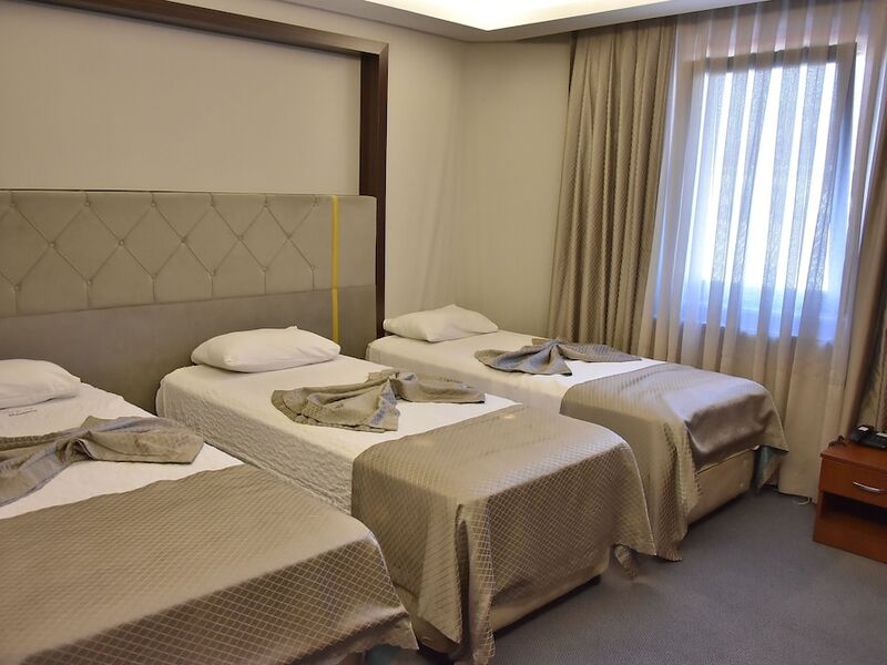 Gold City Hotel