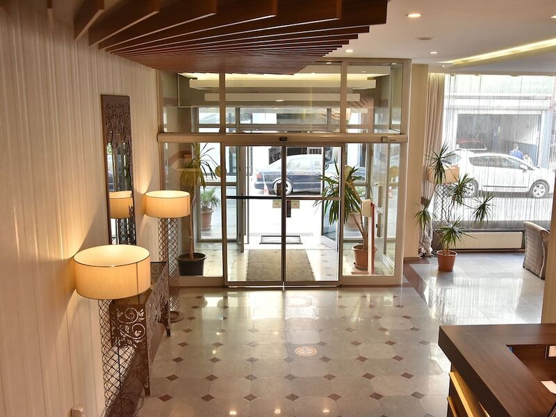 Gold City Hotel