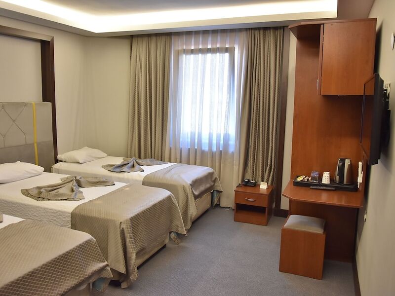 Gold City Hotel