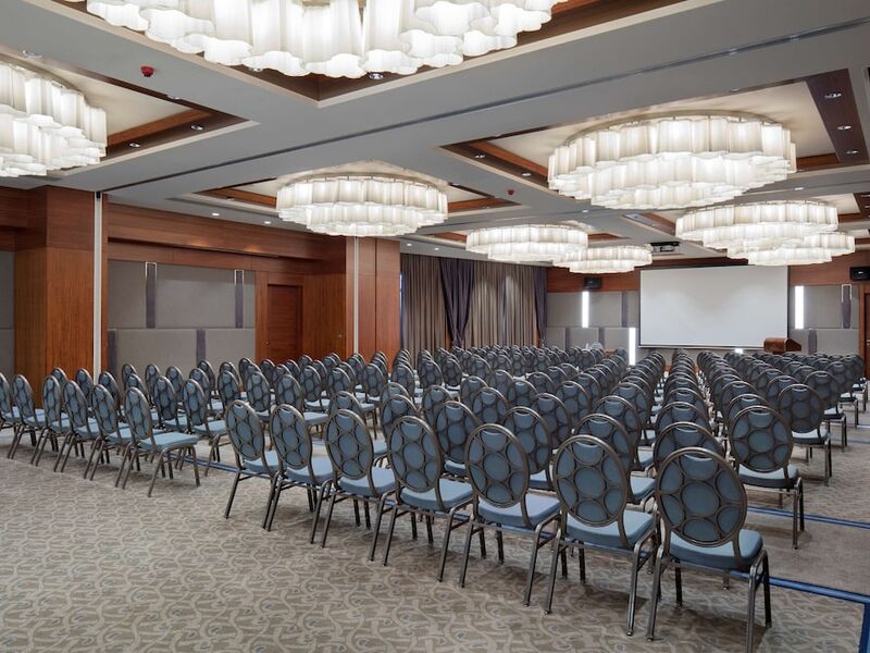 Hilton Bursa Convention Center & Spa