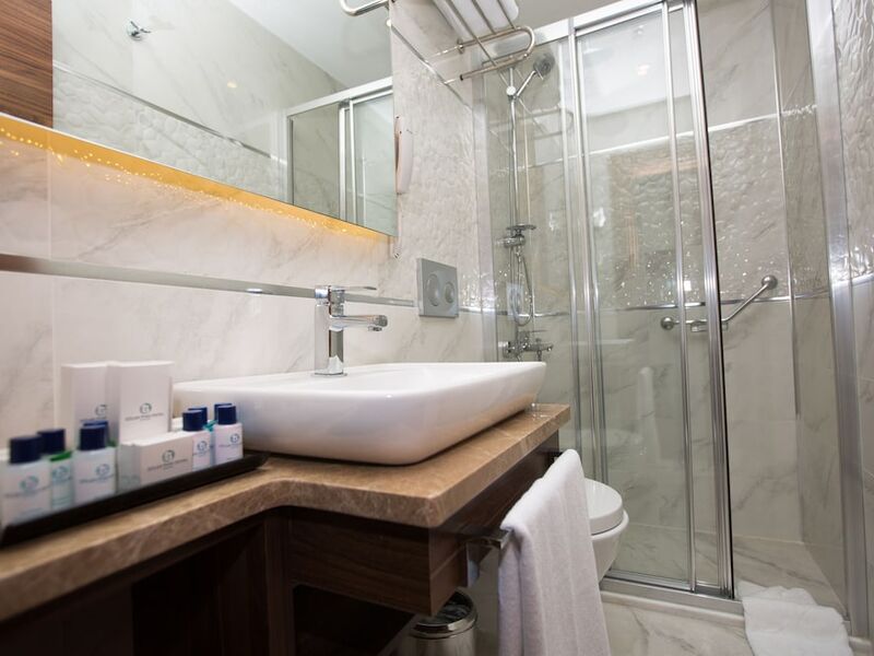 Guler Park Hotel