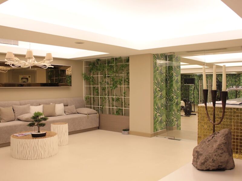 Tiara Thermal & Spa Hotel