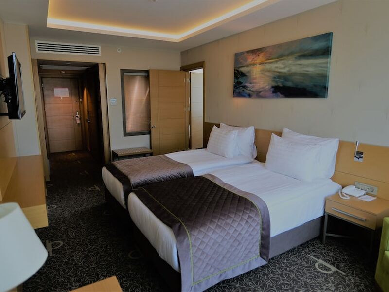 Ramada By Wyndham Bursa Çekirge Thermal & Spa