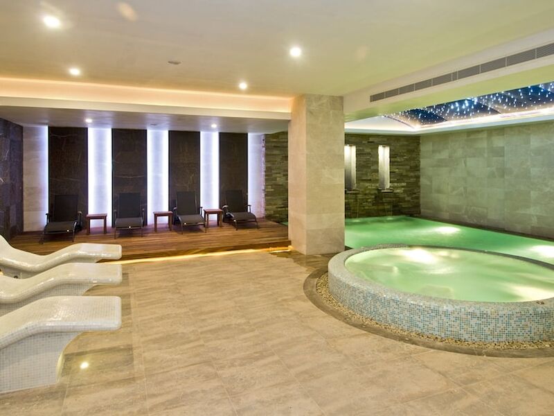 Marigold Thermal Spa Hotel