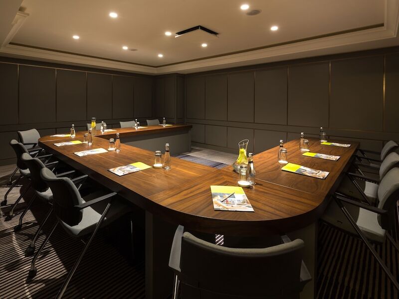DoubleTree by Hilton Hotel Izmir Airport