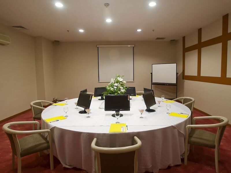 Kervansaray Thermal-Convention Center & Spa