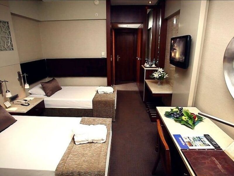 Kervansaray Thermal-Convention Center & Spa