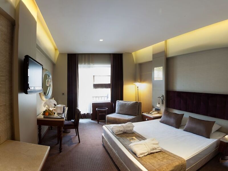 Kervansaray Thermal-Convention Center & Spa