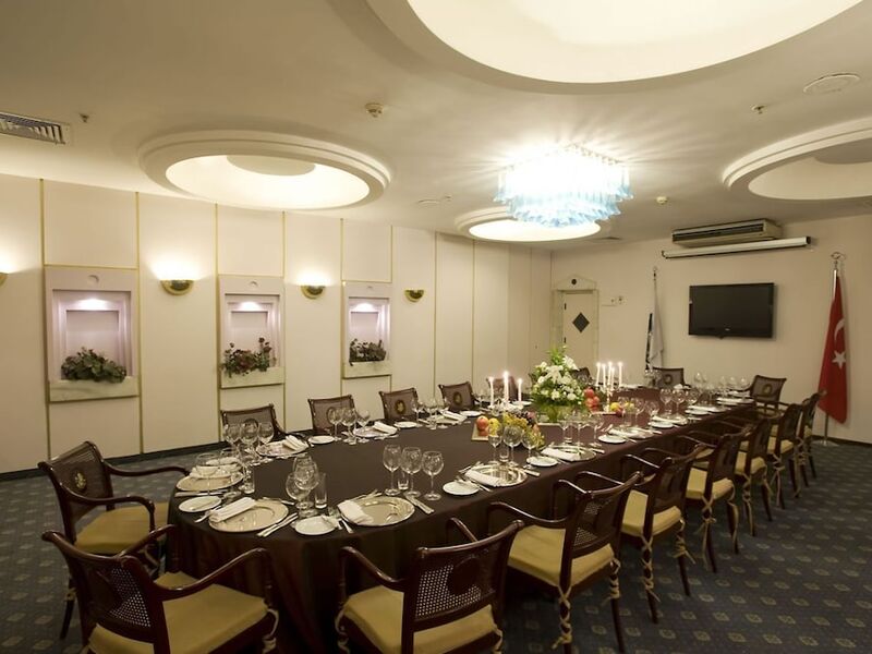 Kervansaray Thermal-Convention Center & Spa
