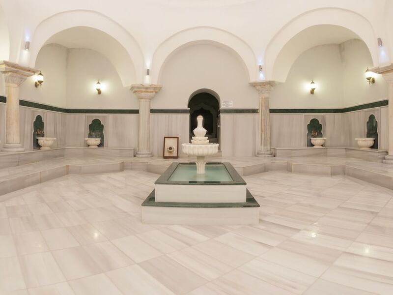 Kervansaray Thermal-Convention Center & Spa