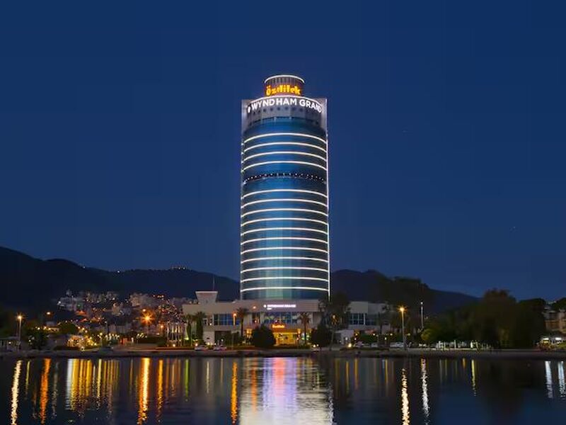 Wyndham Grand Izmir Ozdilek