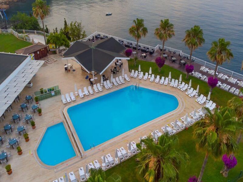 Club Hotel Falcon