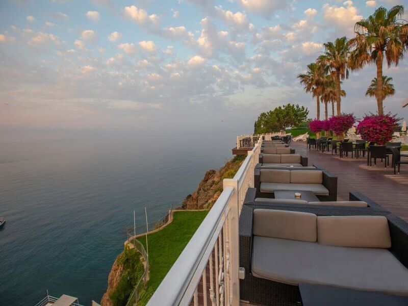 Club Hotel Falcon