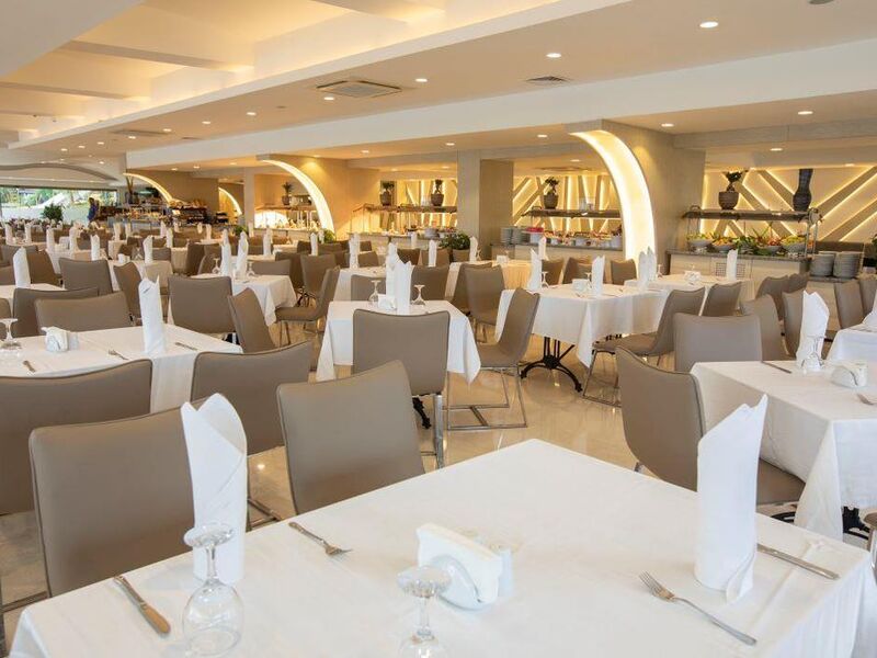 Club Hotel Falcon