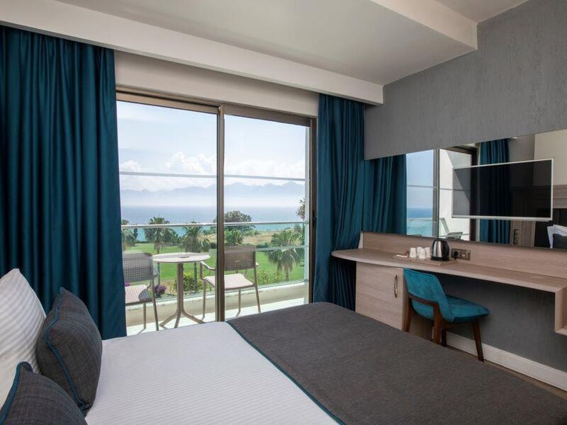 Club Hotel Falcon