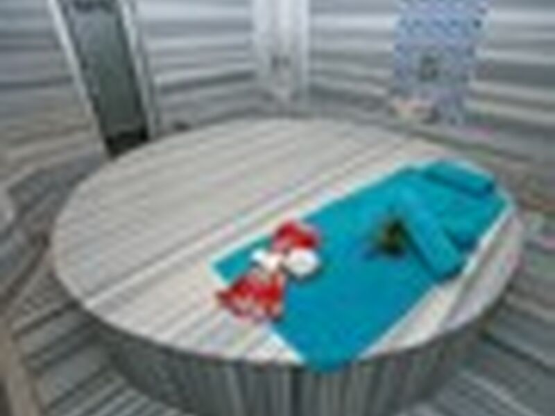 Kristal Beach Hotel