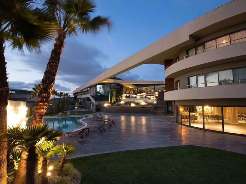 DoubleTree by Hilton Hotel Izmir Airport