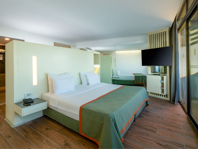 Nirvana Cosmopolitan - All Inclusive