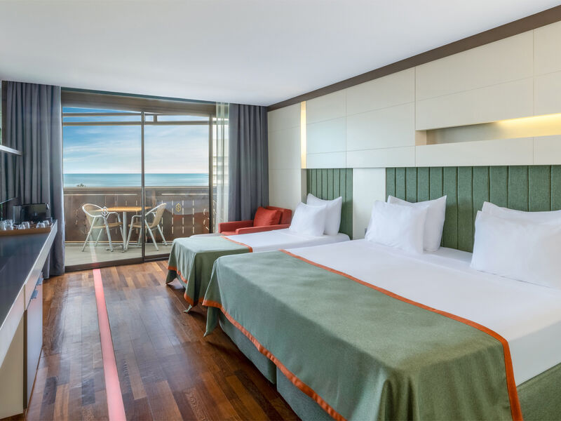 Nirvana Cosmopolitan - All Inclusive