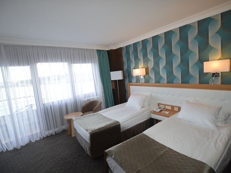Akol Hotel