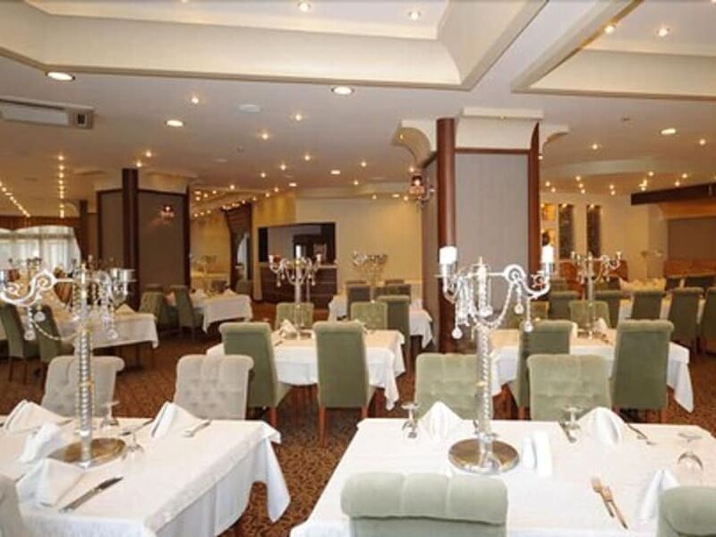 Akol Hotel
