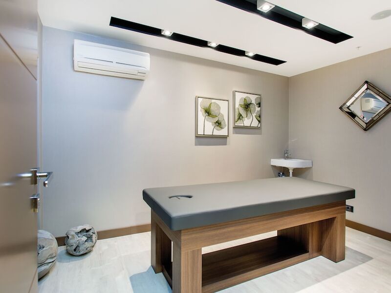 Mia City Hotel