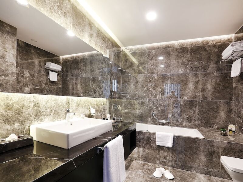 Mia City Hotel