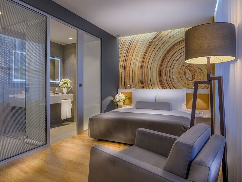 Tav Airport Hotel Izmir