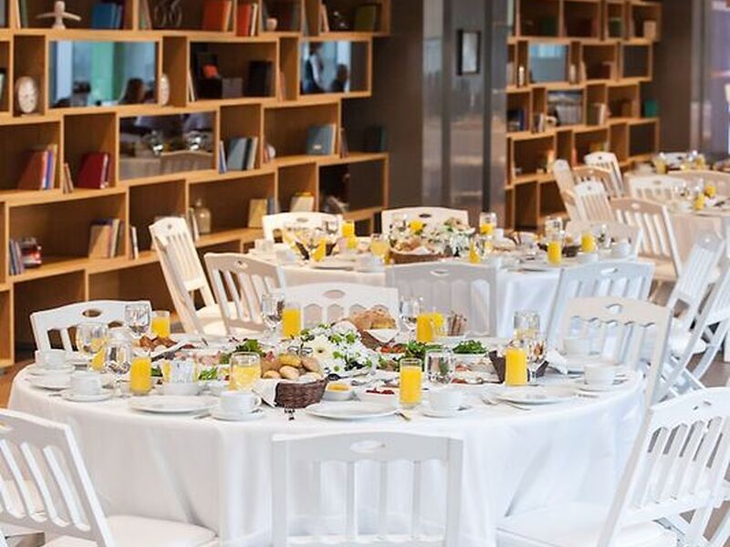 Tav Airport Hotel Izmir