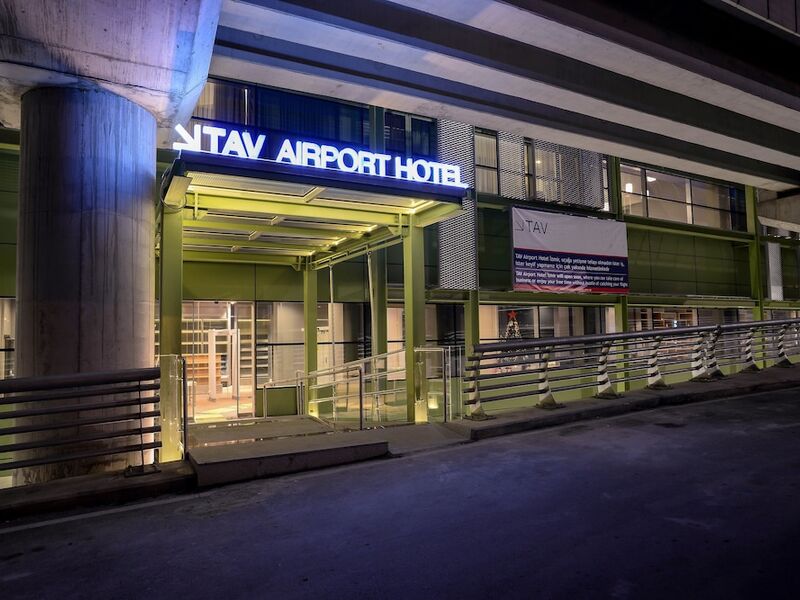 Tav Airport Hotel Izmir