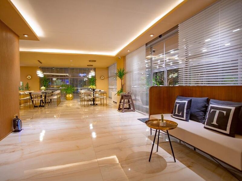 LA TERRAZZA HOTEL