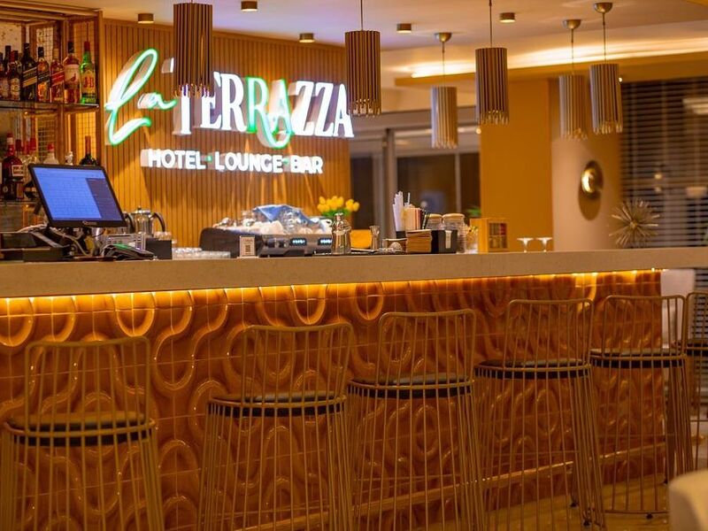 LA TERRAZZA HOTEL