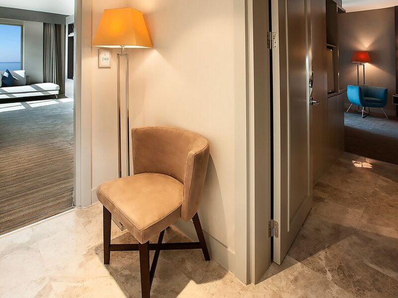 ELEXUS HOTEL RESORT SPA CASINO