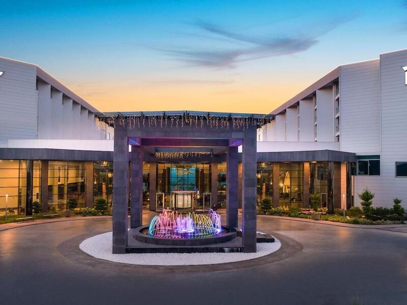 ELEXUS HOTEL RESORT SPA CASINO