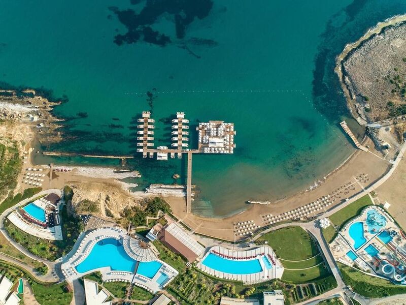 ELEXUS HOTEL RESORT SPA CASINO
