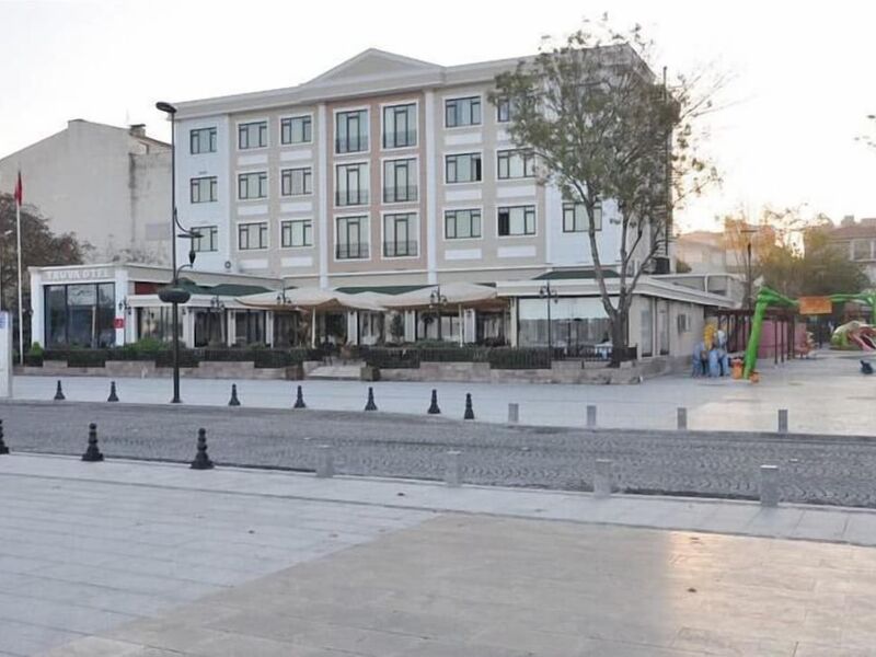 Büyük Truva Oteli