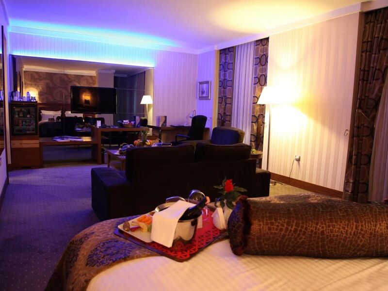 Armis Hotel