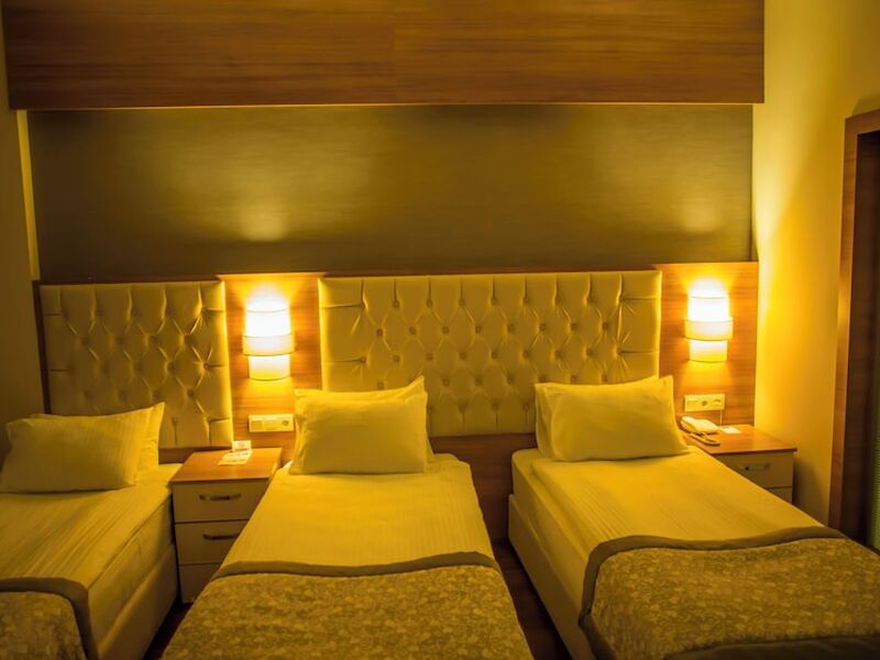 Parion Hotel