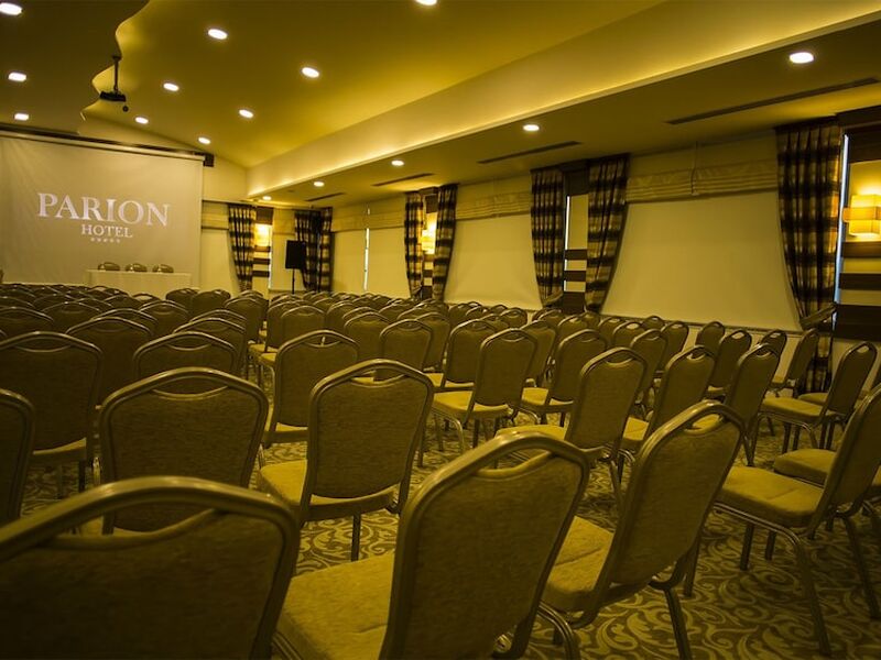 Parion Hotel